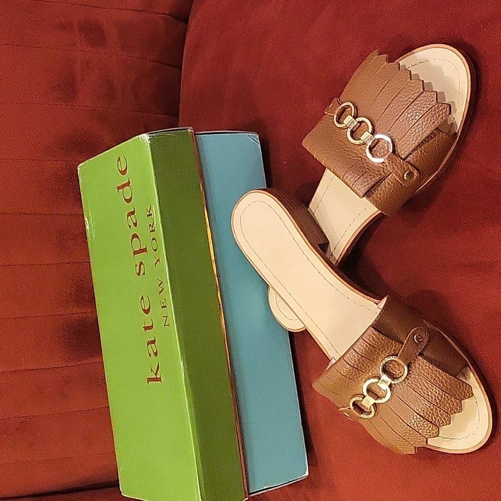 New Kate spade cognac Brie sandals